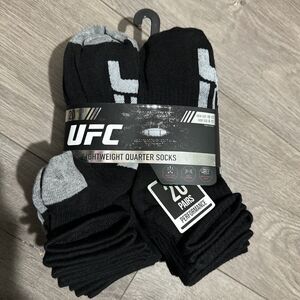 New UFC Mens 20 Pack Lightweight Quarter Cut Performance Quarter Socks.